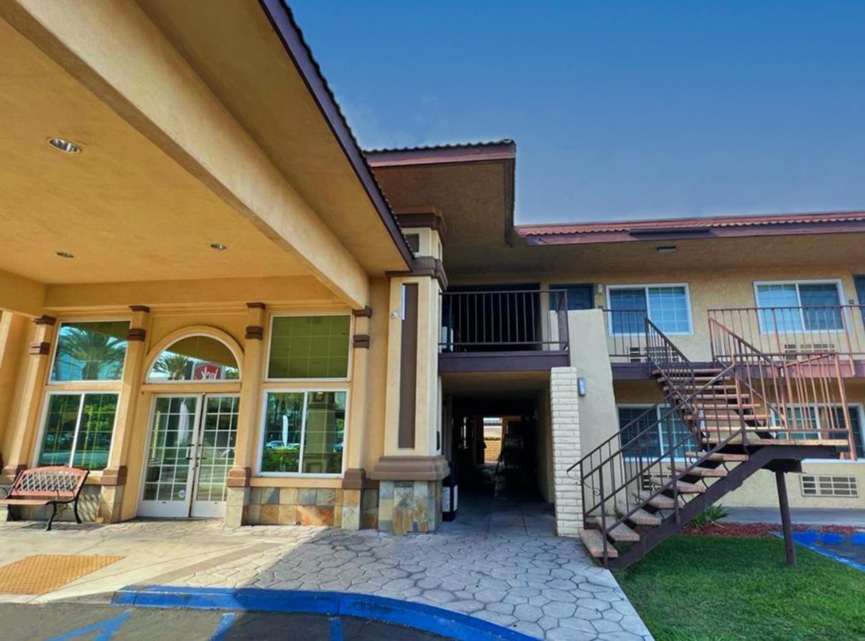 Bposhtels Anaheim Pansiyon Dış mekan fotoğraf