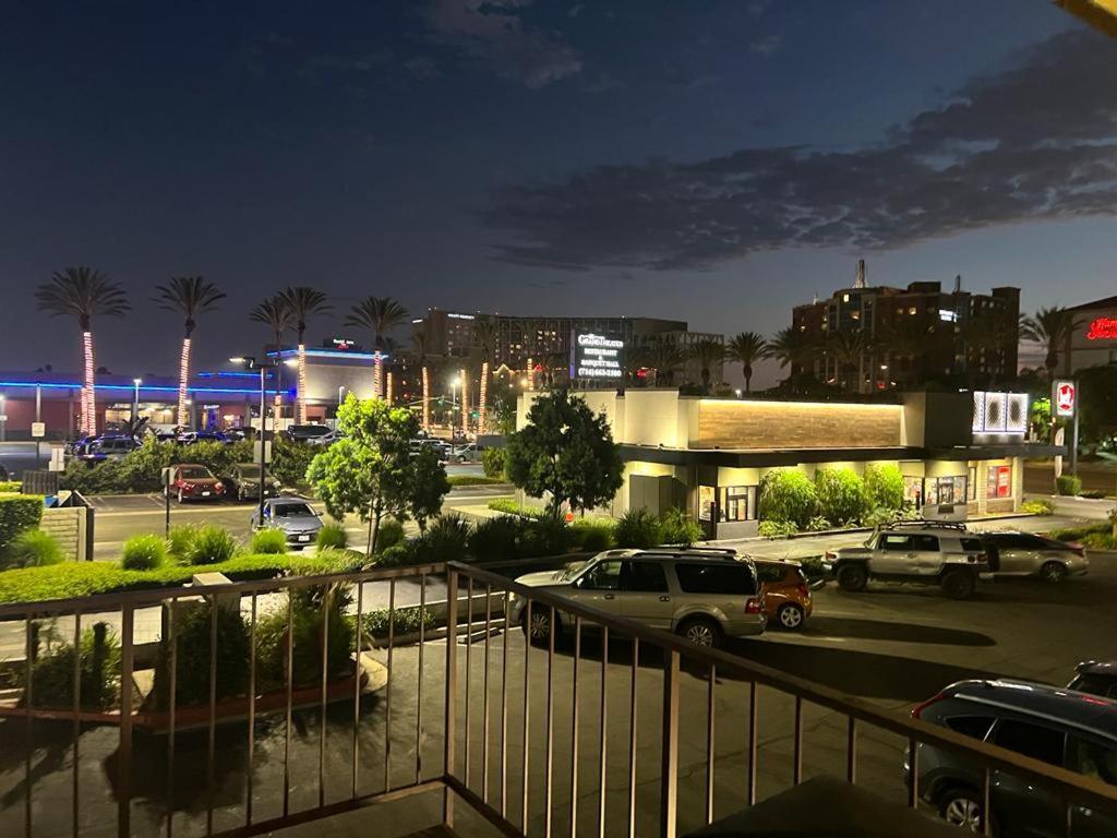 Bposhtels Anaheim Pansiyon Dış mekan fotoğraf