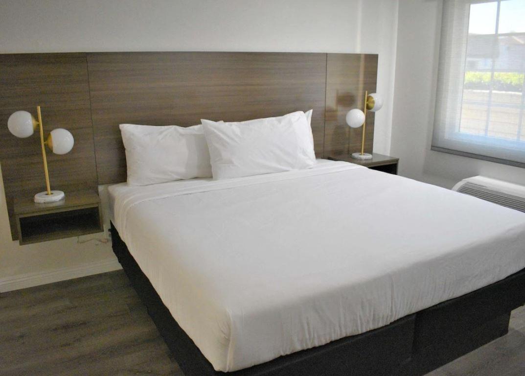 Bposhtels Anaheim Pansiyon Dış mekan fotoğraf